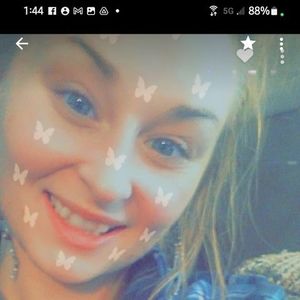 Meet your Posher, Krystynne